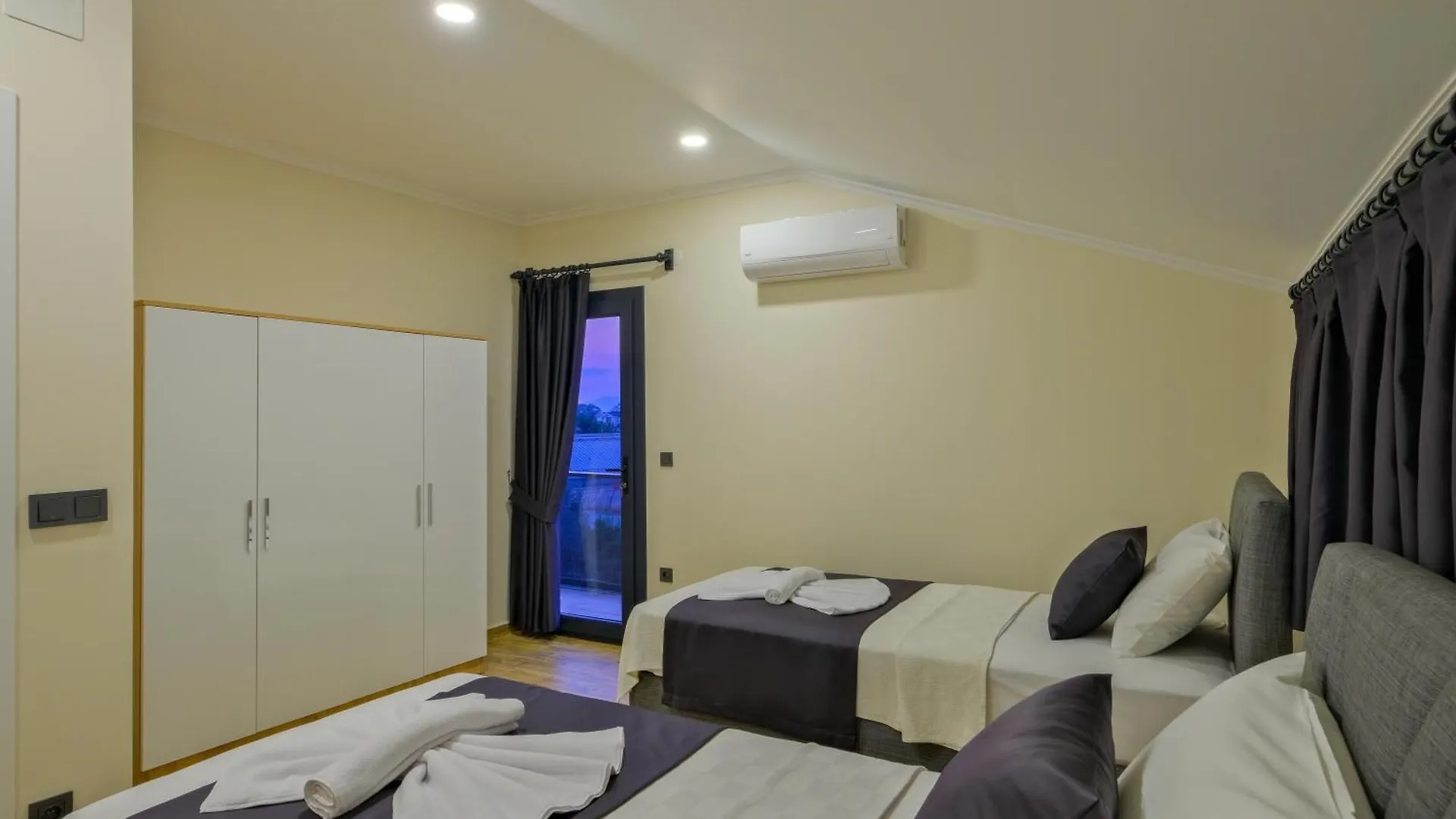 Fethiye Merkez Villa Tulipa 2 0*,